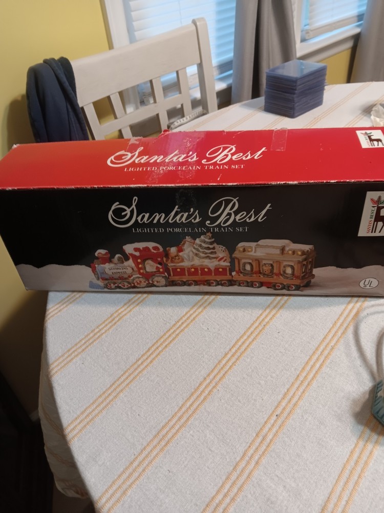Santss Best Lightef Porcelain Train Set