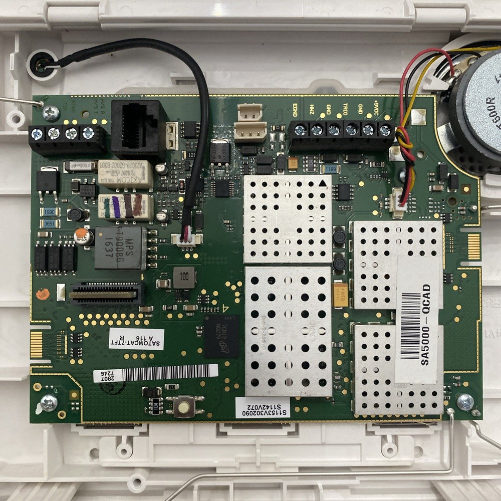 Honeywell LYNX Touch L5000 Wireless Security Control Panel With Transformer