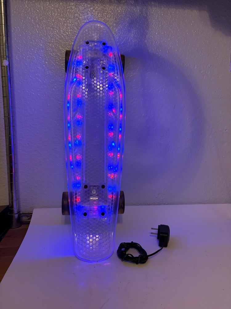 Clipton Led Light Up Skateboard Clear. Deck And Wheels Light Up. Tested Working