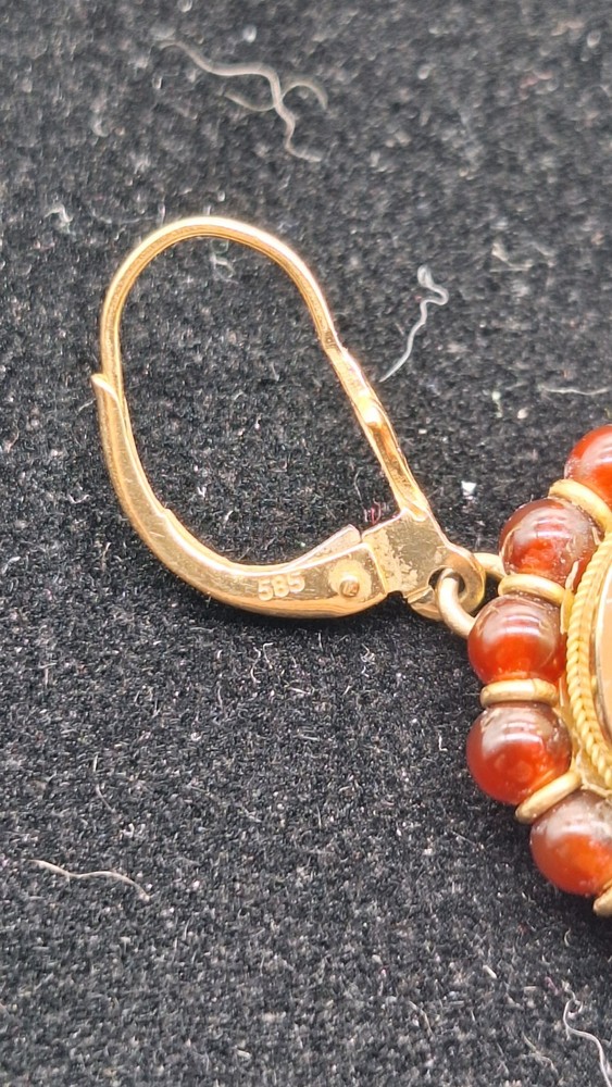 14k Gold Scrap Garnet Shell Cameo Earrings