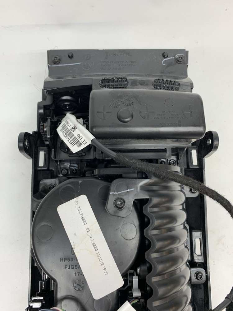 2019 Lincoln MKZ Center Console Cup Holder Assembly Storage