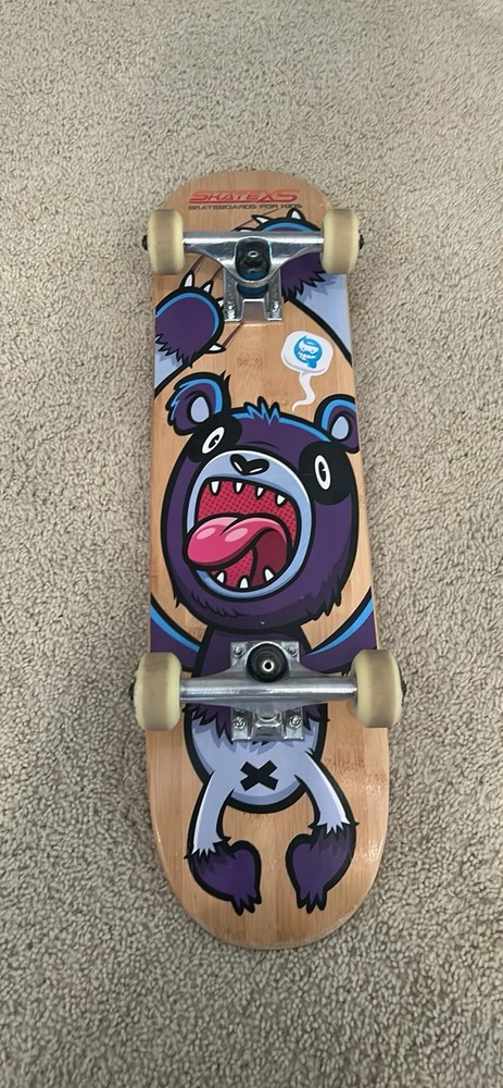 Skateboard