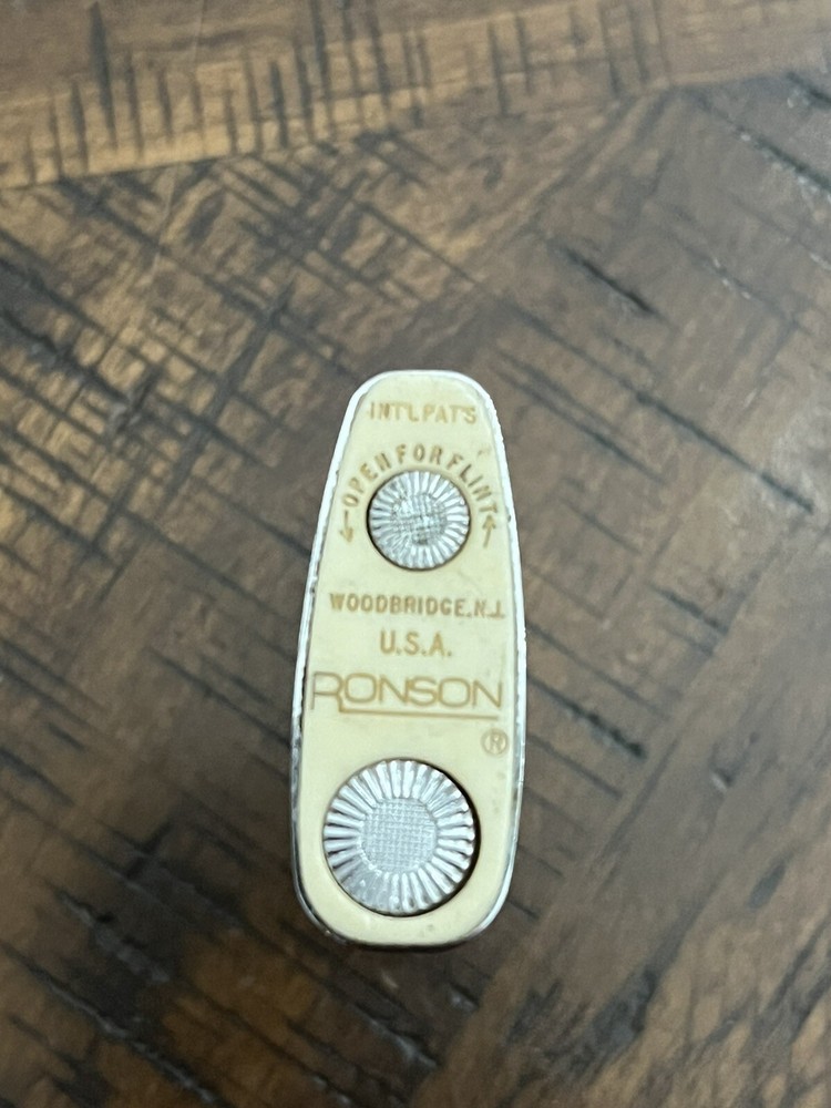 Vintage Black Ronson Lighter (Used)