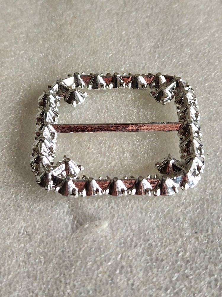Sparkling Silver Colored Buckle or Ribbon Slider