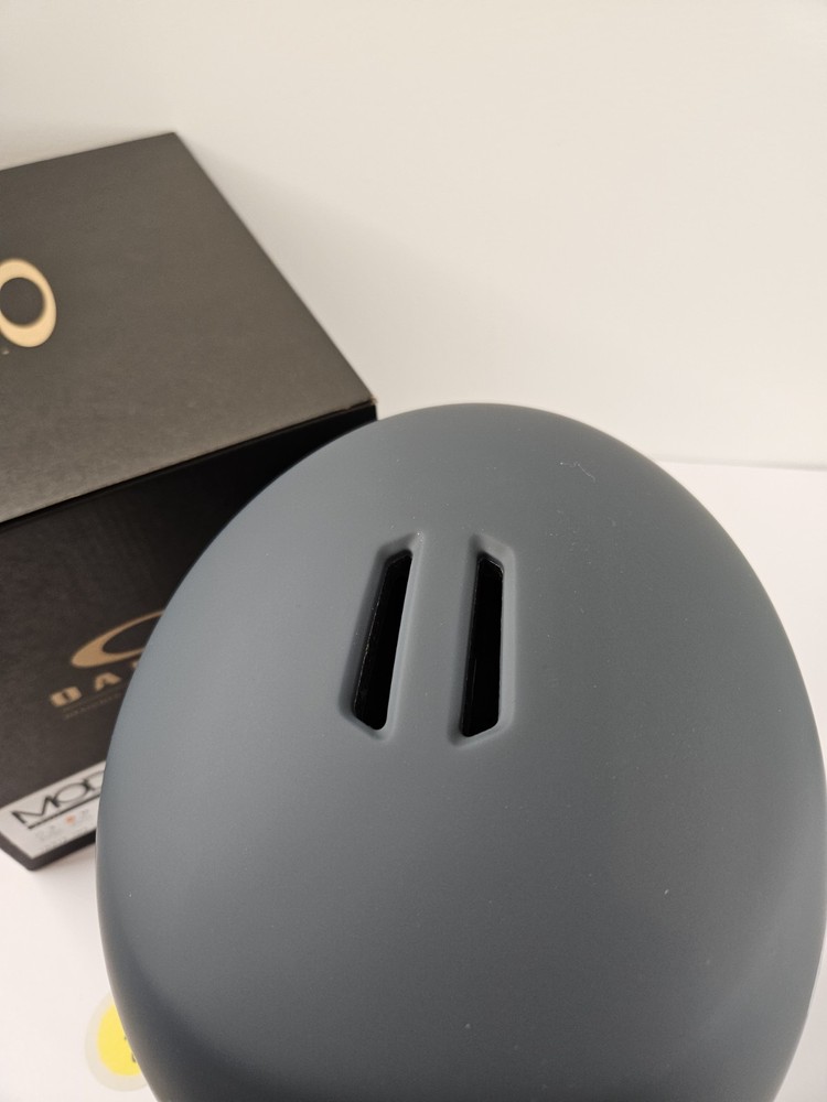 Oakley MOD1 Helmet w MIPS India Ink Medium 55-59cm