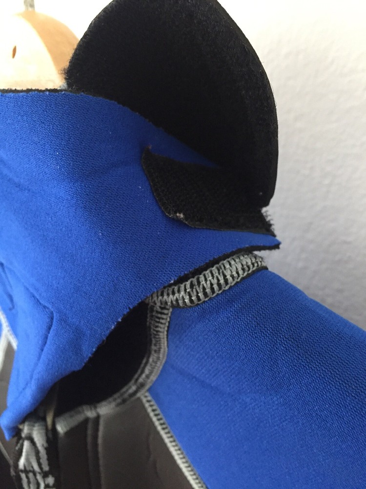 Youth 12 Realm Wet Suit