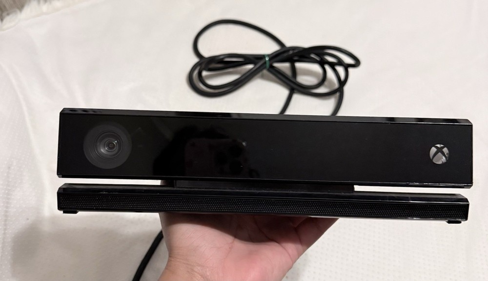Microsoft Xbox One Kinect Motion Sensor Camera Black Wired for Console
