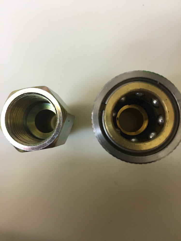 Legacy 3/8 MPT Quick Coupler And FPT Plug Fitting for Pressure Washers