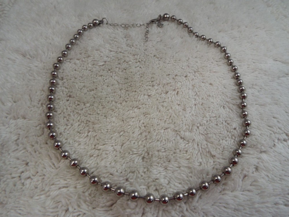 Silvertone Ball Chain Necklace (D63)