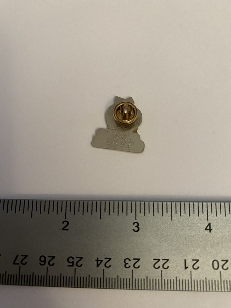 I Make The Difference Teacher Pin Back Button P163