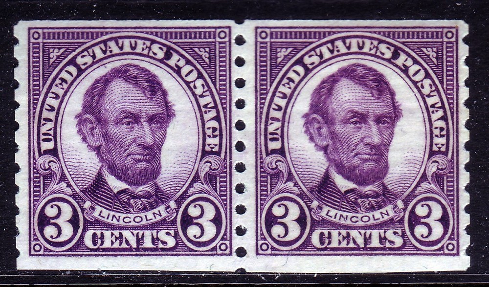 #600 LINCOLN PAIR.  MEDIUM FINE 1. NEVER HINGED OG. SCV $22