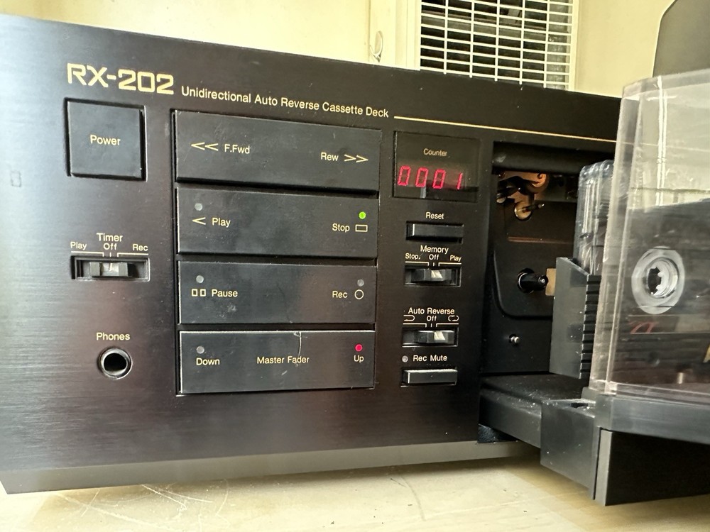 Nakamichi RX-202 Unidirectional Auto Reverse Cassette Deck
