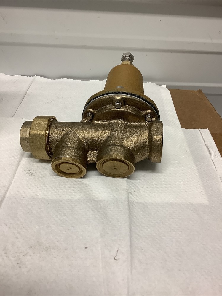 Watts Water Pressure Reducing Valve 3/4” LF25AUB