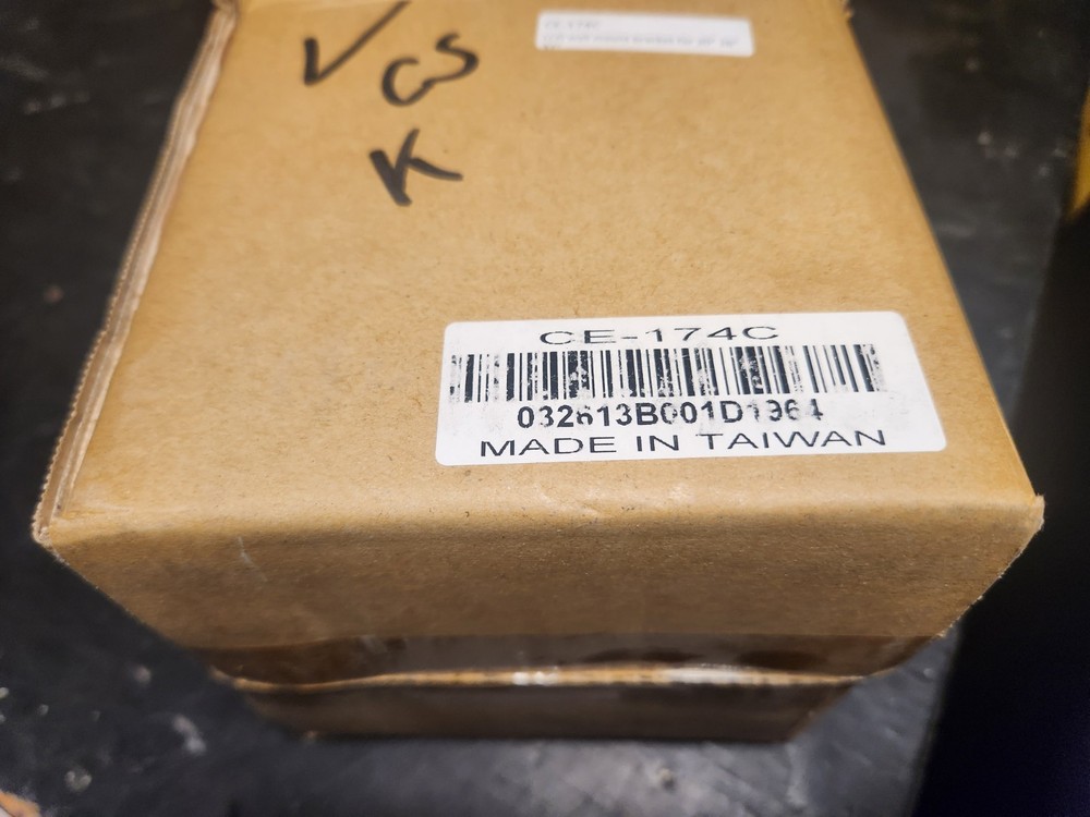 Clinton Electronics CE-174C   LCD/PVM Wall Mount