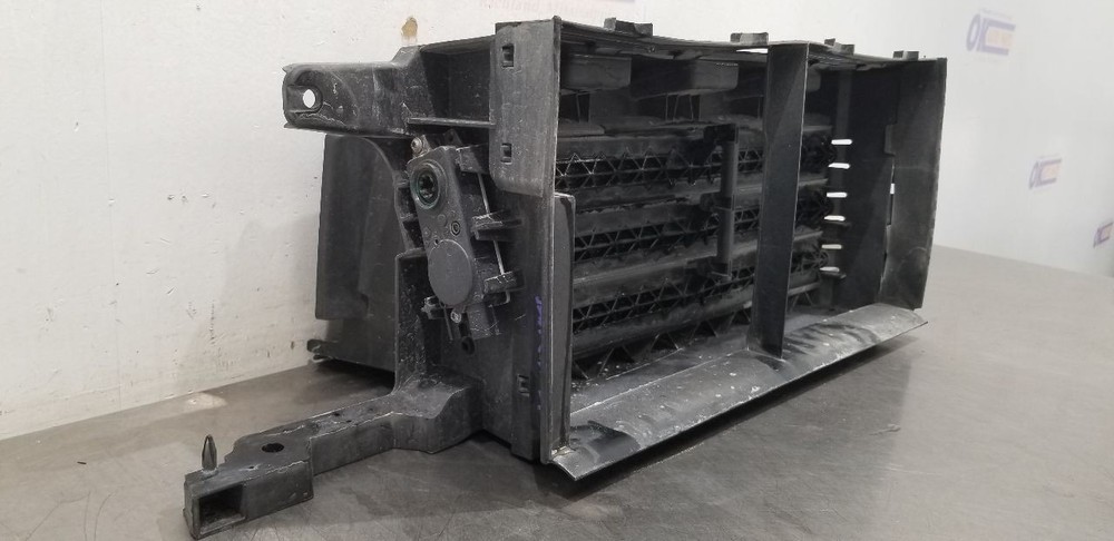 21 FORD F150 LOWER AIR SHUTTER 2.7L