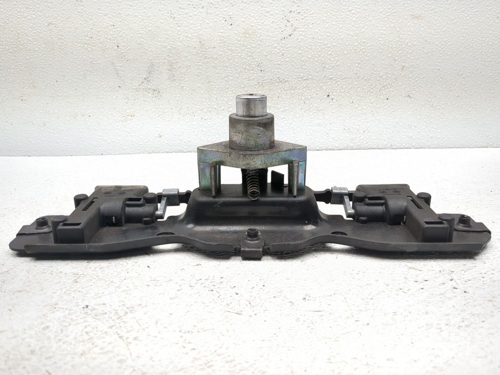 08-17 Victory Vision Deluxe Ignition Lock Set With Key