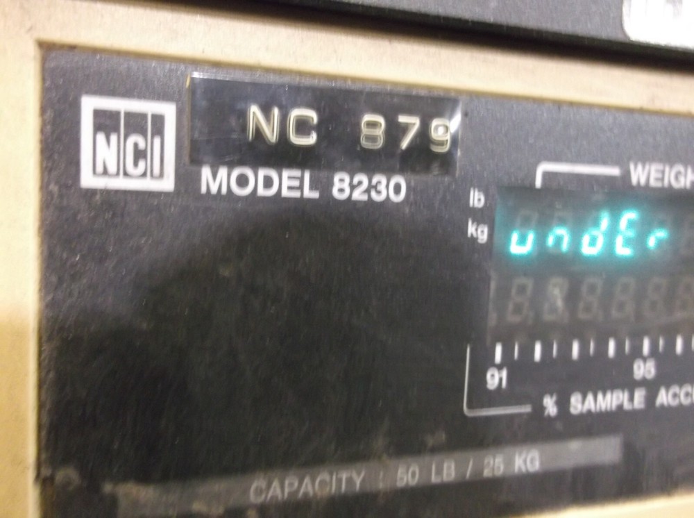 NCI 8230 DIGITAL DISPLAY SCALE 50 LBS. CAPACITY (SS4)
