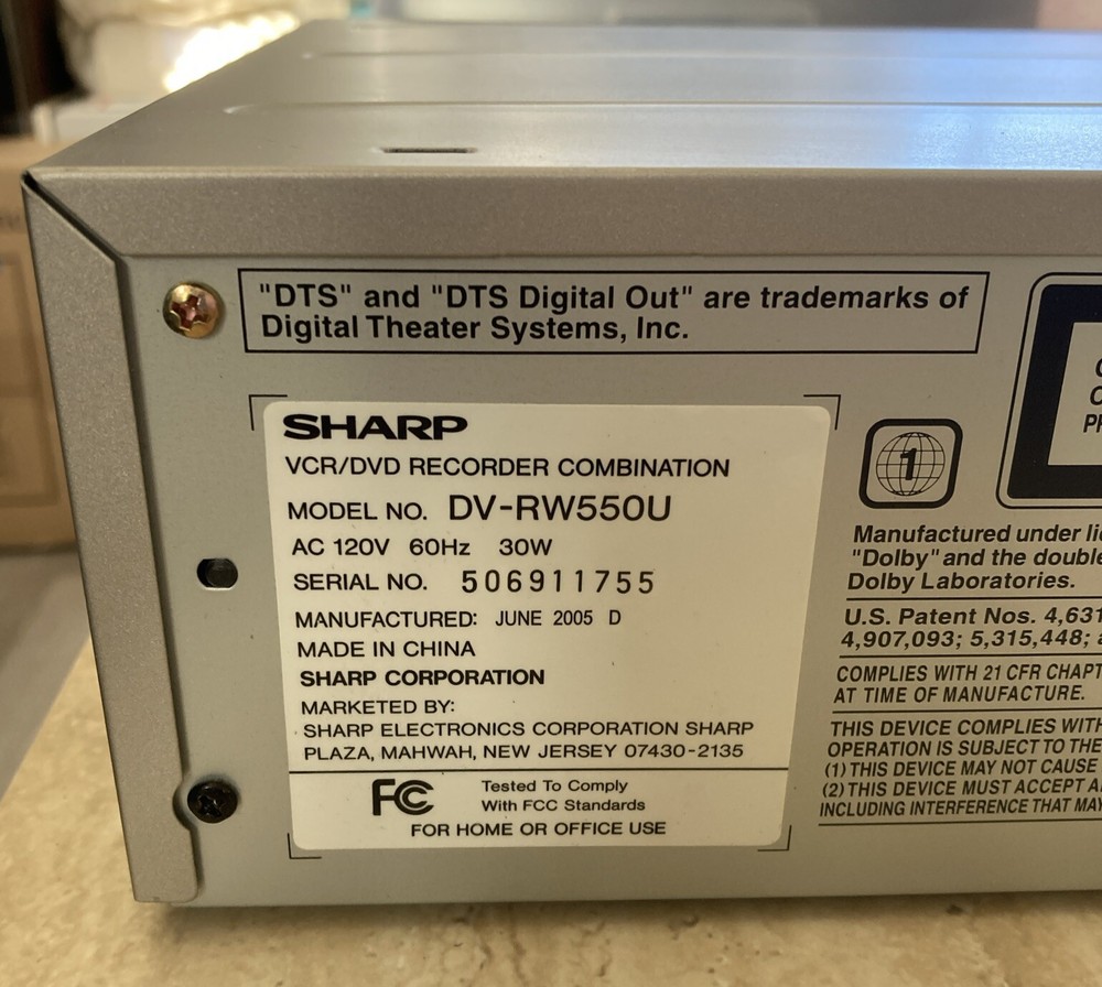 Sharp DV-RW550U DVD Recorder VHS VCR Combo Recorder Powers On Untested