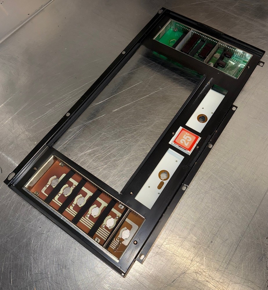 CDS Universal Glass Frame Slot Machine Part – Untested