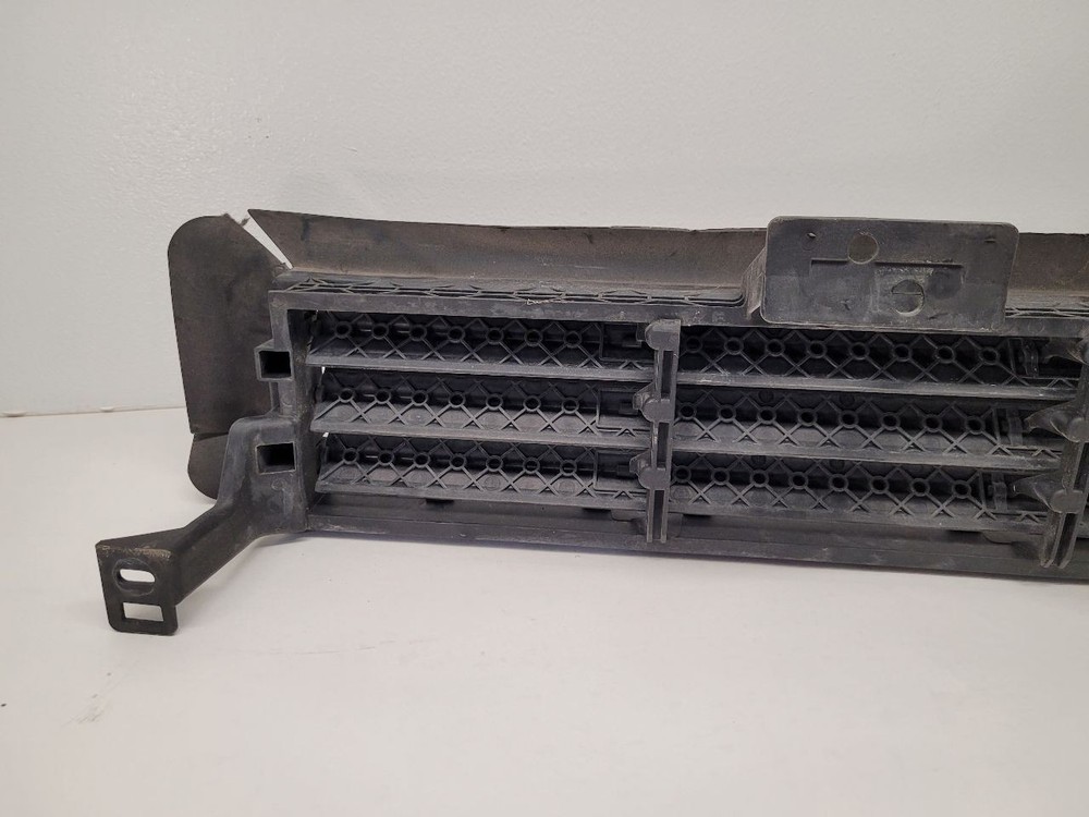 2018 - 2024 Nissan Murano Air Shutter
