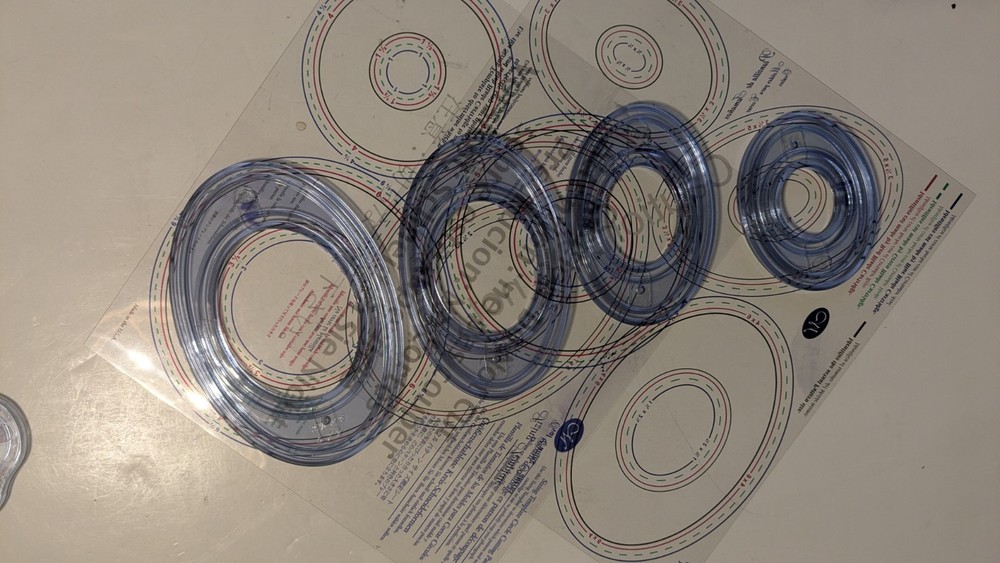 Creative Memories (aka:CM) Cutting System Oval Pattern Template Set Scrapbooking