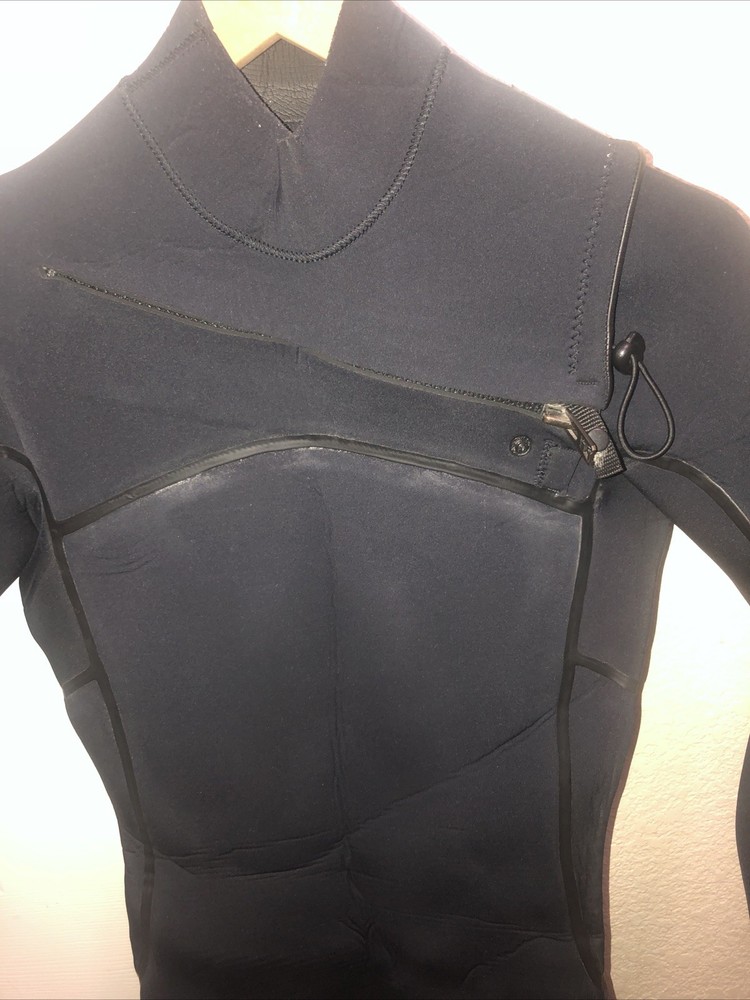 NEED ESSENTIALS 4/3mm Chest-Zip Wetsuit – Medium Tall – Black