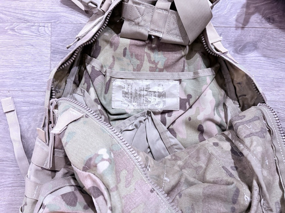 US Military MEDIUM RUCKSACK COMPLETE MULTI-CAM Molle II