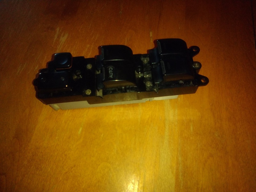 1990-94 LEXUS LS400 DRIVER SIDE WINDOW & DOOR LOCK SWITCH OEM