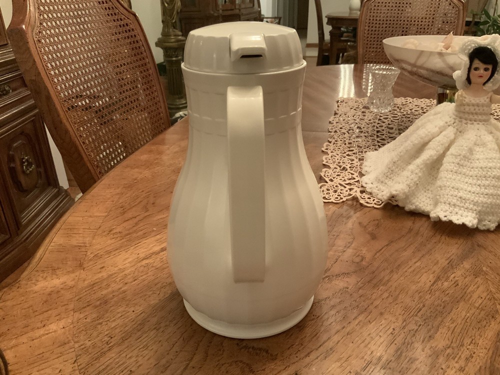 ECO-SERVE Eco-Serv Server, 44 Oz, White