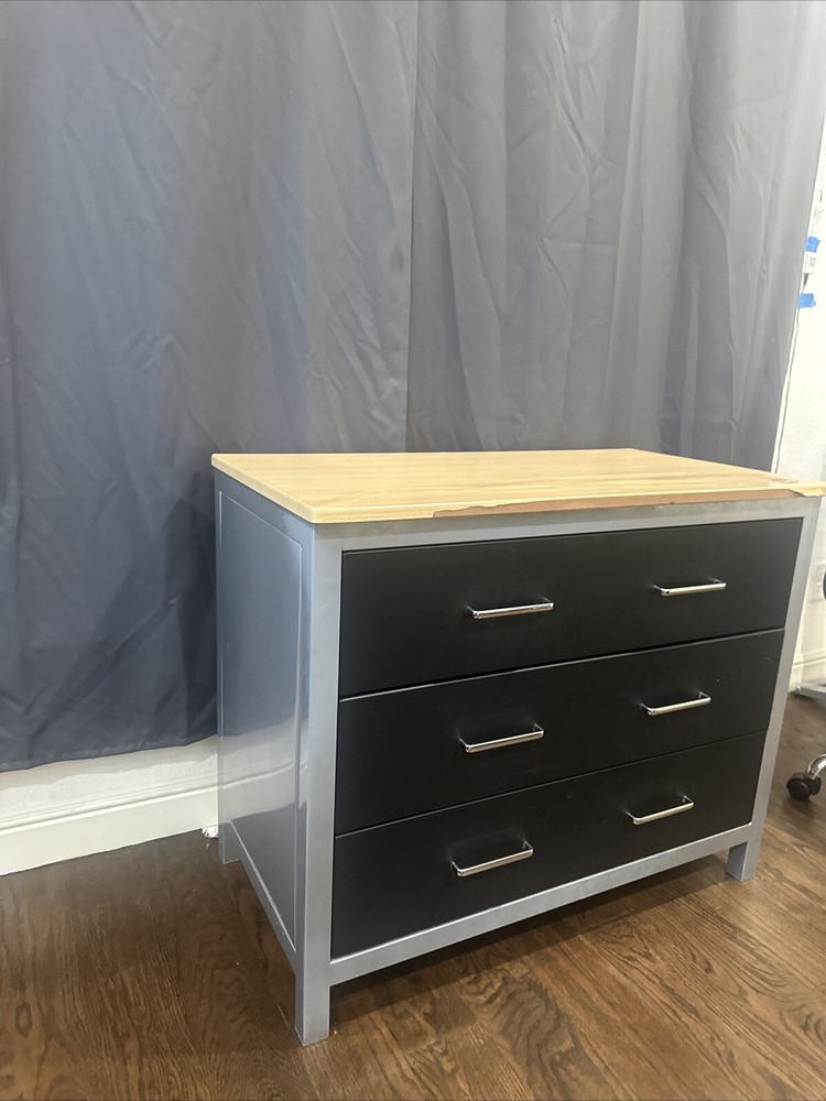Twin Bed