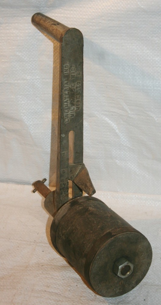 VINTAGE LINE WINDING DRUM HANDLE TOOL LINE MATERIAL IND. MODEL 50B