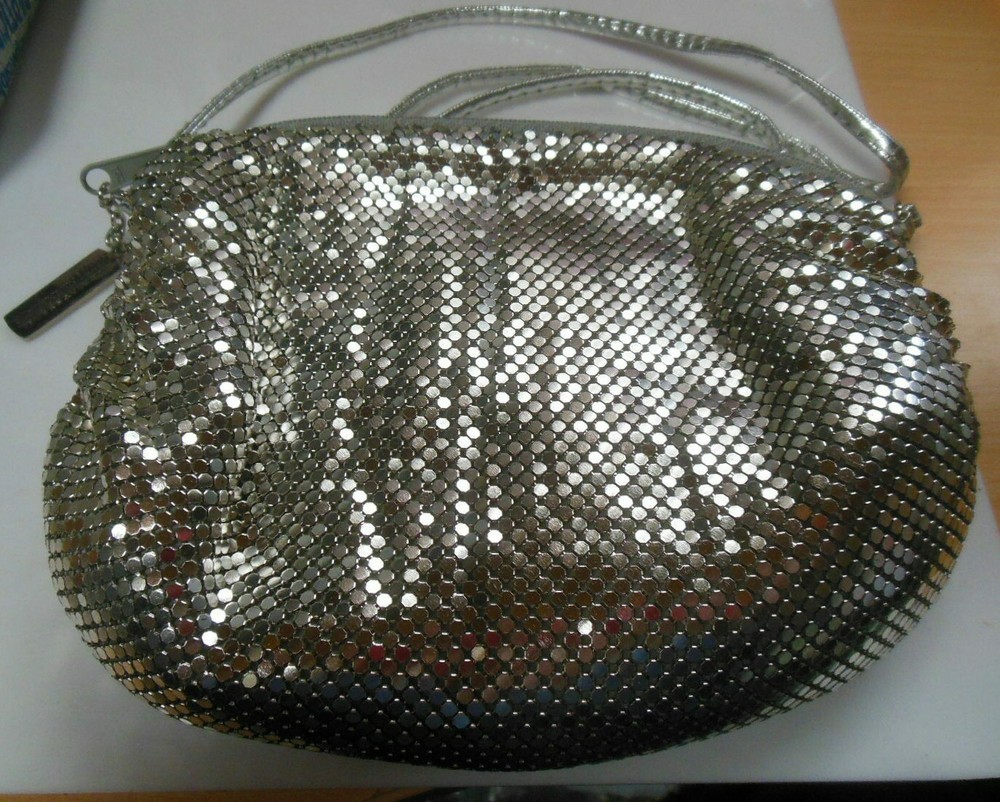 Vintage Whiting & Davis Silver Mesh Bag Zipper top Closure Long Strap