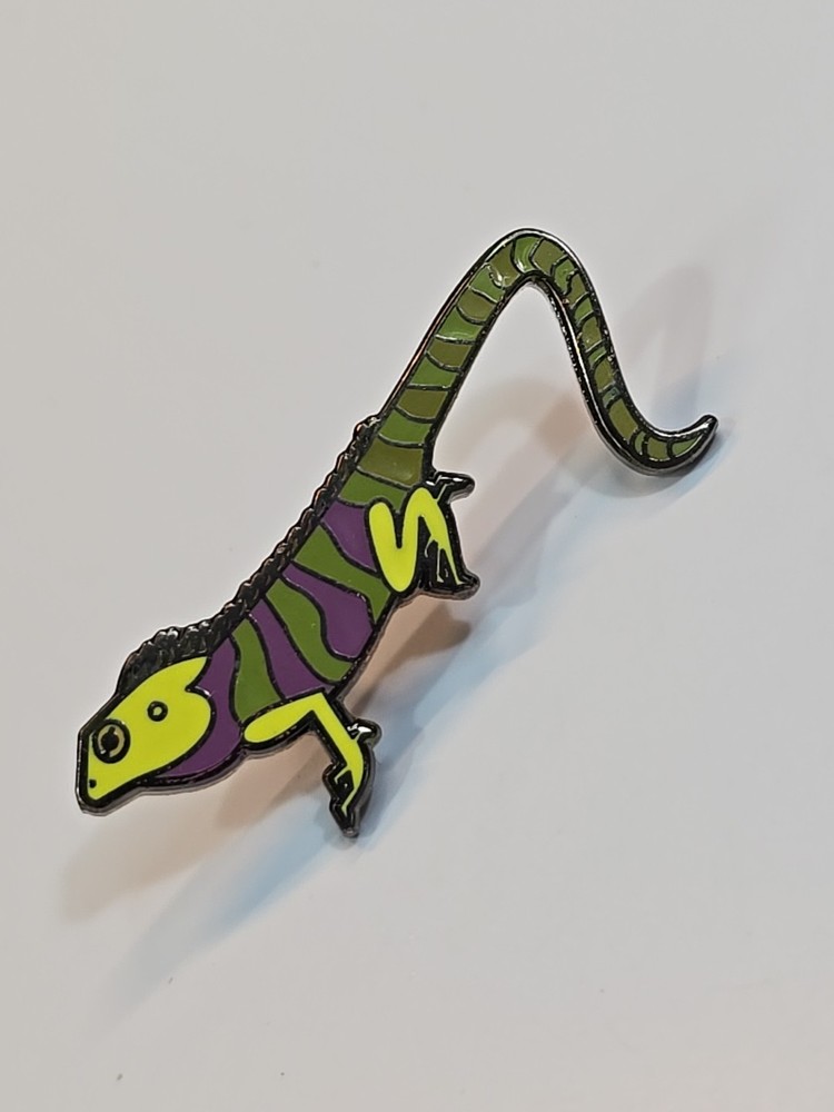 Green Lizard Multi-Color Lapel Pin