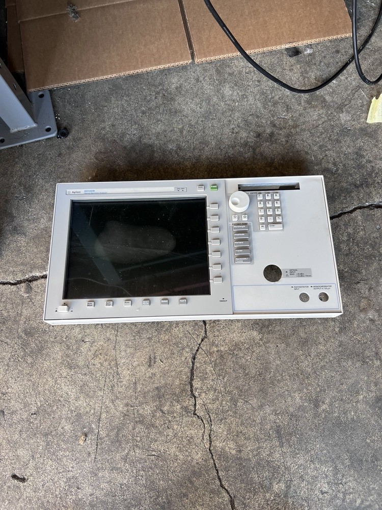 Agilent 86140B Performance Optical Spectrum Analyzer, & One Front Panel  Parts