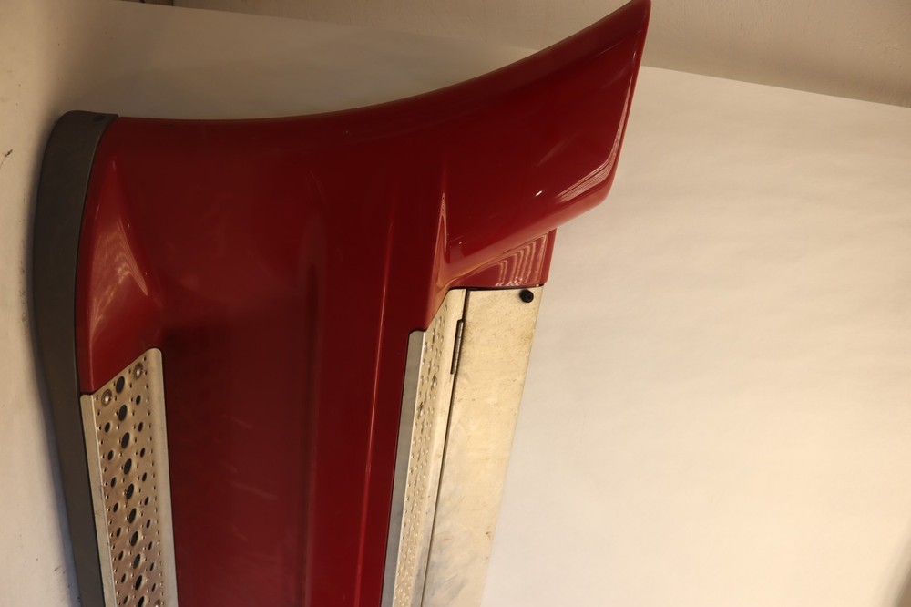 2008-2017 FREIGHTLINER CASCADIA 125 LEFT FORWARD FAIRING STEP FRAME PANEL OEM