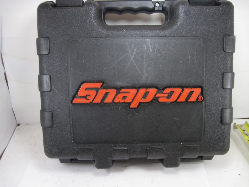 Snap On Red Soft Grip Master Ratcheting Screwdriver Set W/Case & Bits MINT