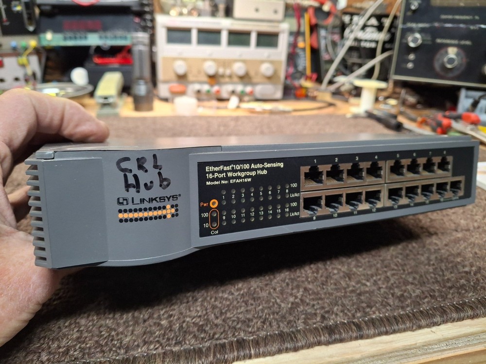 Linksys EFAH08W EtherFast 10/100 Auto-Sensing 8-Port Workgroup Ethernet Hub