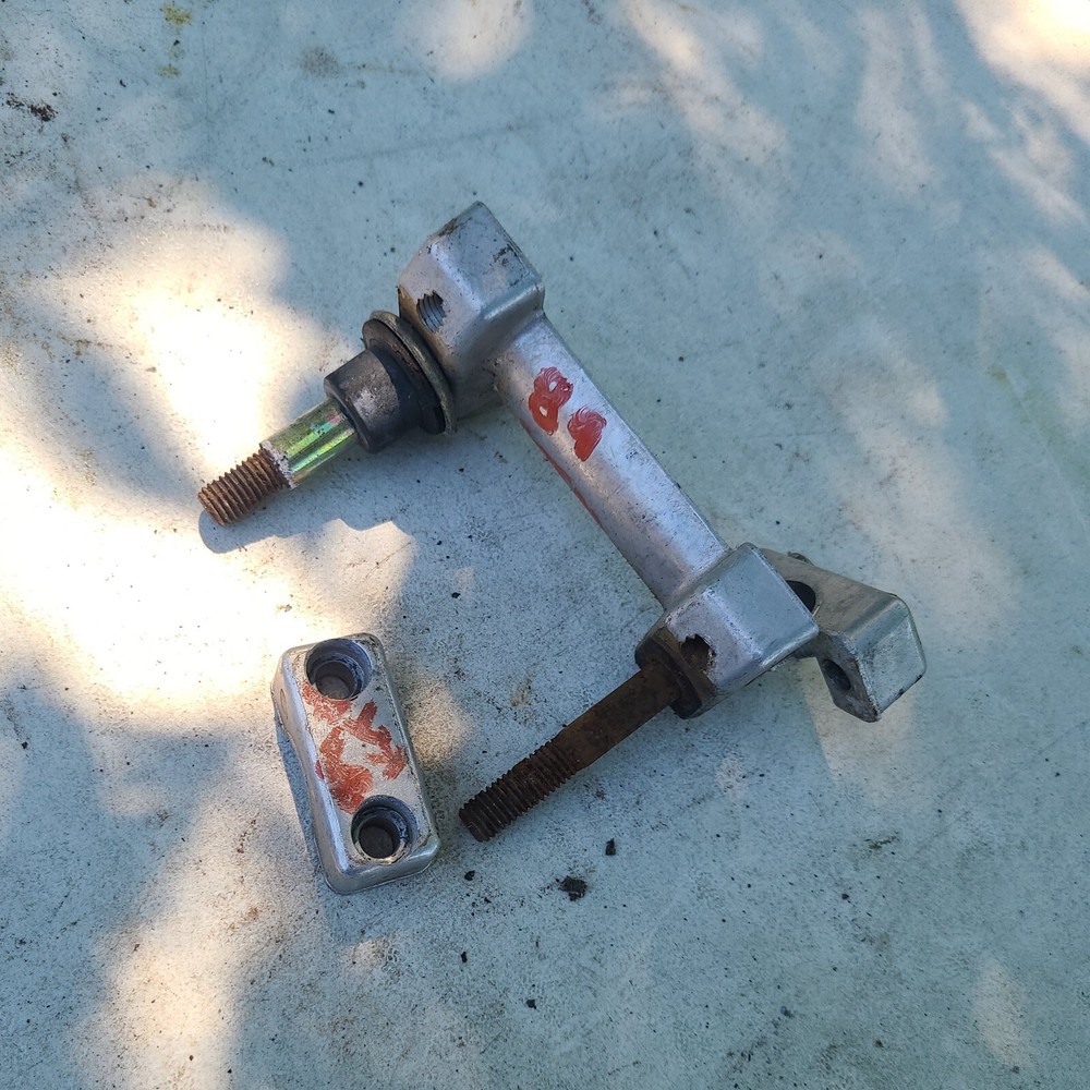1989 89 KTM 350 HANDLEBAR CLAMP MOUNT