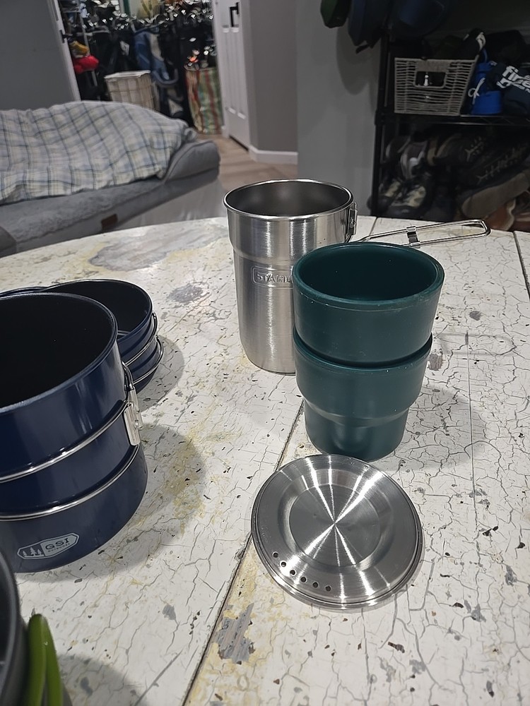 Outdoor cooking gear New