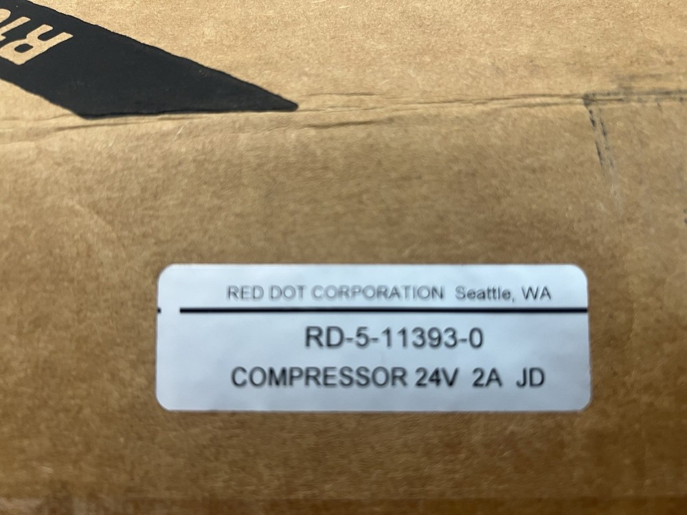 HMMWV Red Dot AC compressor 24V