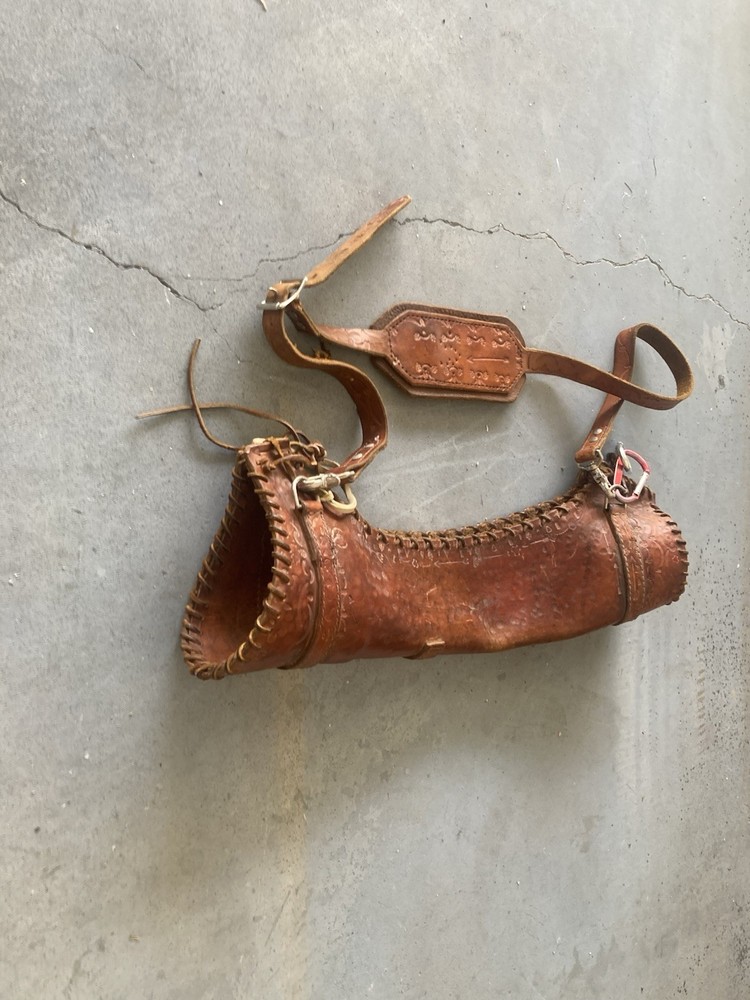 leather archery quiver