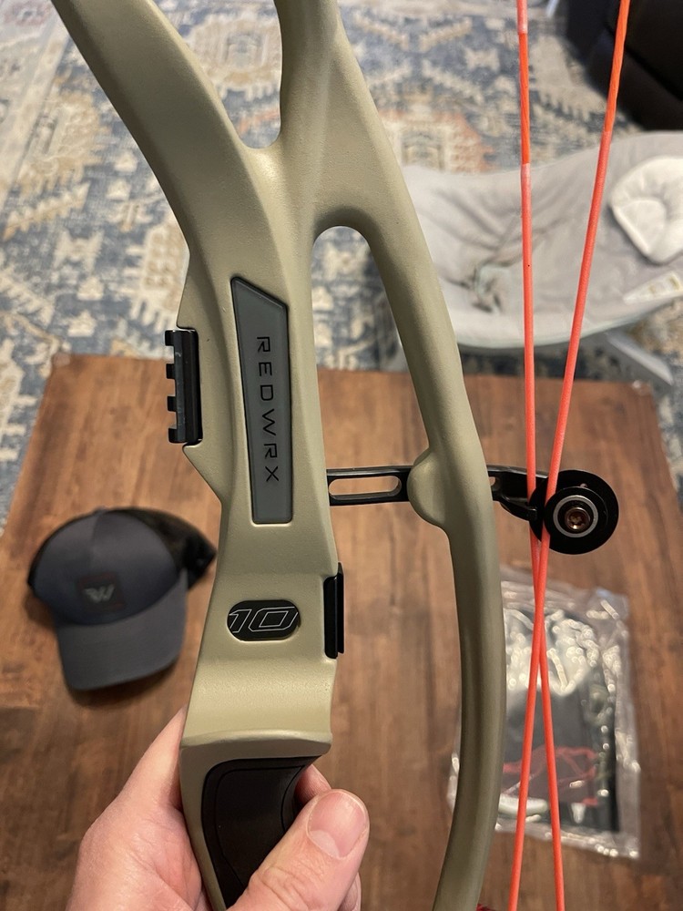 HOYT RX10!!! WOW!!