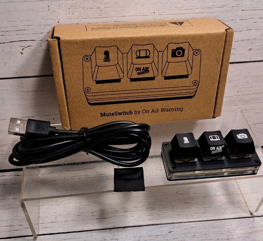 Mute Button USB Microphone, Cam Control Buttons, One-Touch, Mute Button with LED