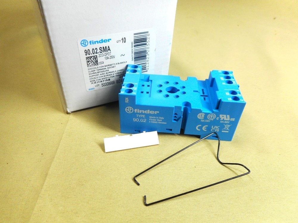 Finder Relay 90.02.SMA socket (NIB)