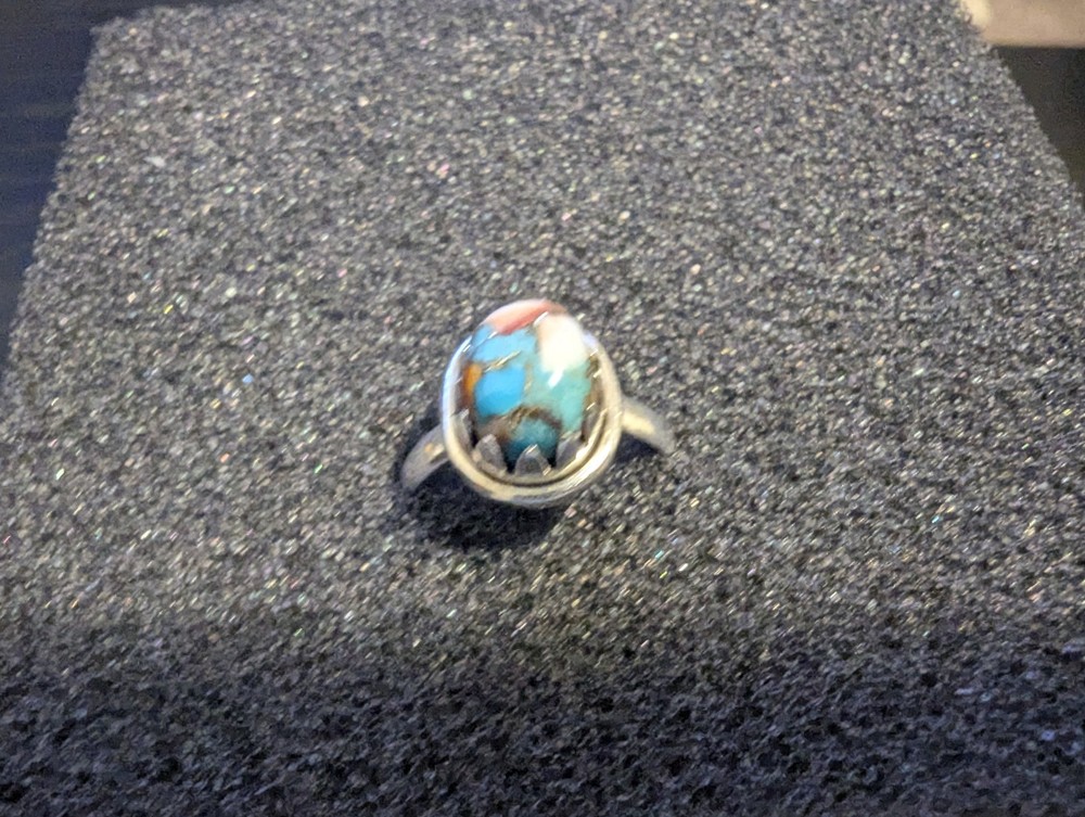 Spiny Oyster Sterling Silver Ring Size 8