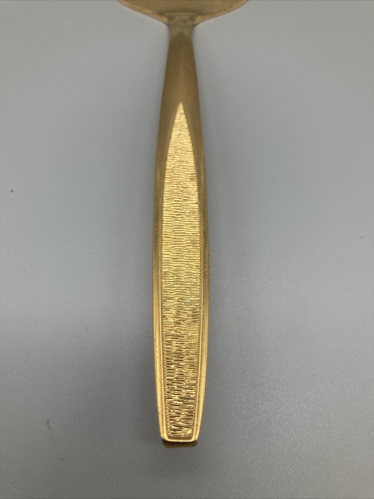 Royaltion 5 Gold Pie And Cake Server Used Condition