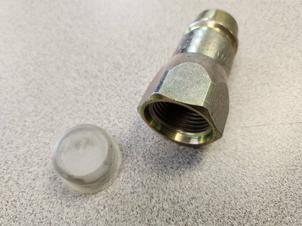 HYDRAULIC COUPLER