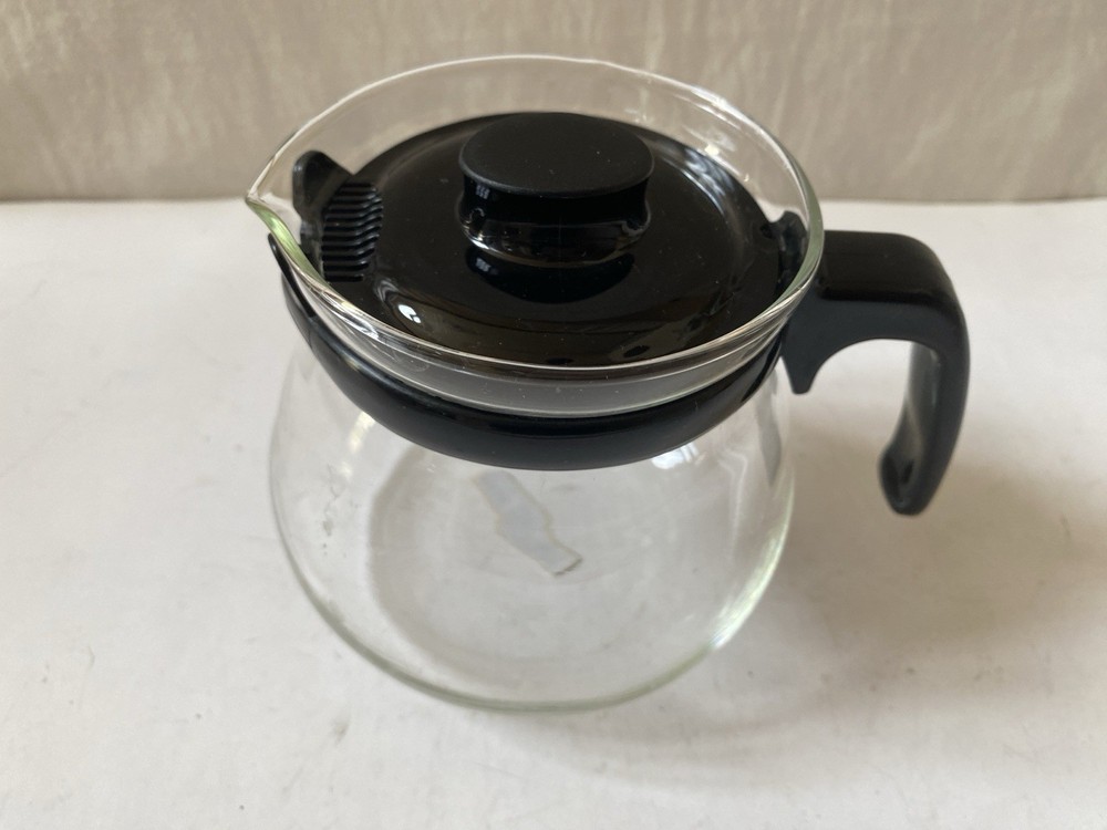 Miniso Glass Tea Herbal Fruit Drink Infuser Pot 3 Cups (700 ml)