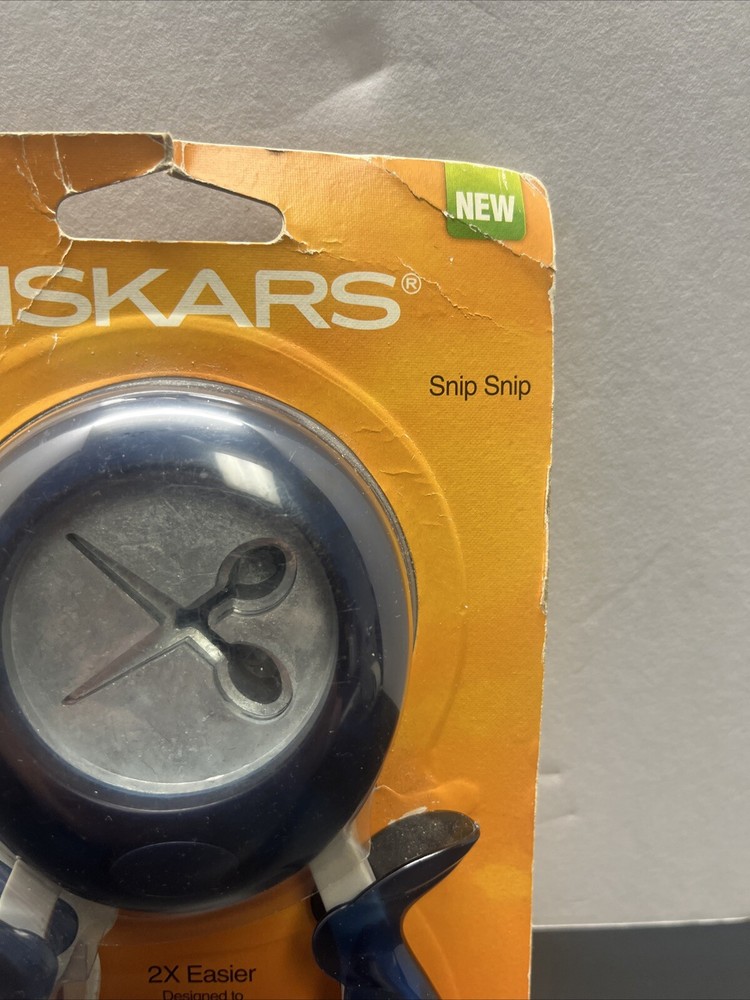 Fiskars X-Large Snip Snip Scissors Punch