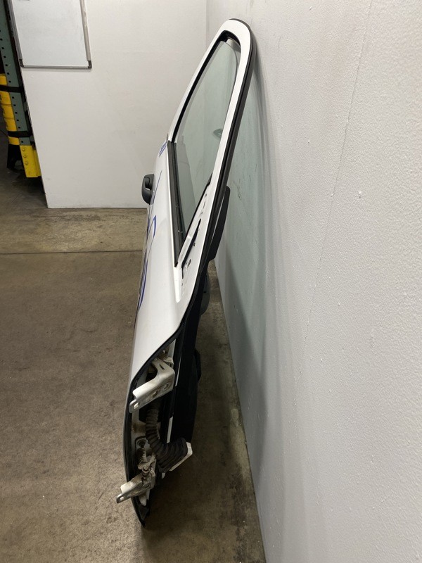 2016 Ram 5500 Door (606-13826)